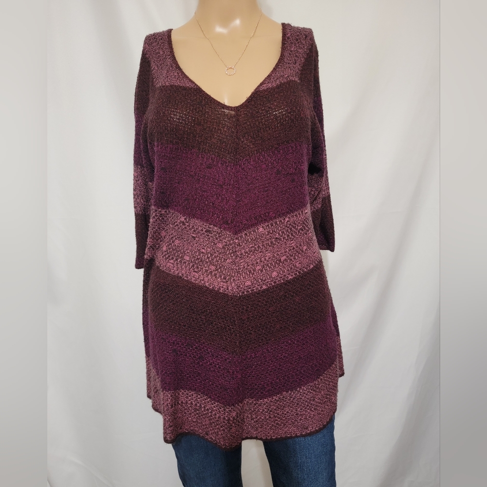 Two-one-two New York  women's size medium sweater